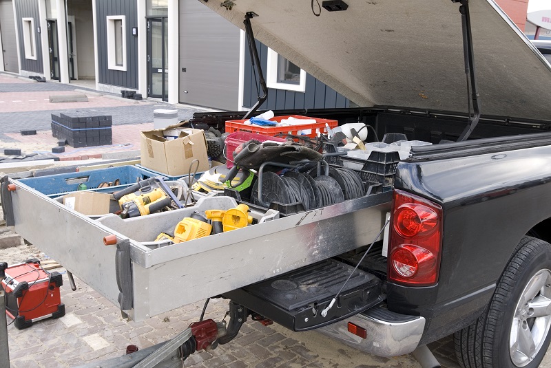 5 Tools You Need In The Back of Your Truck