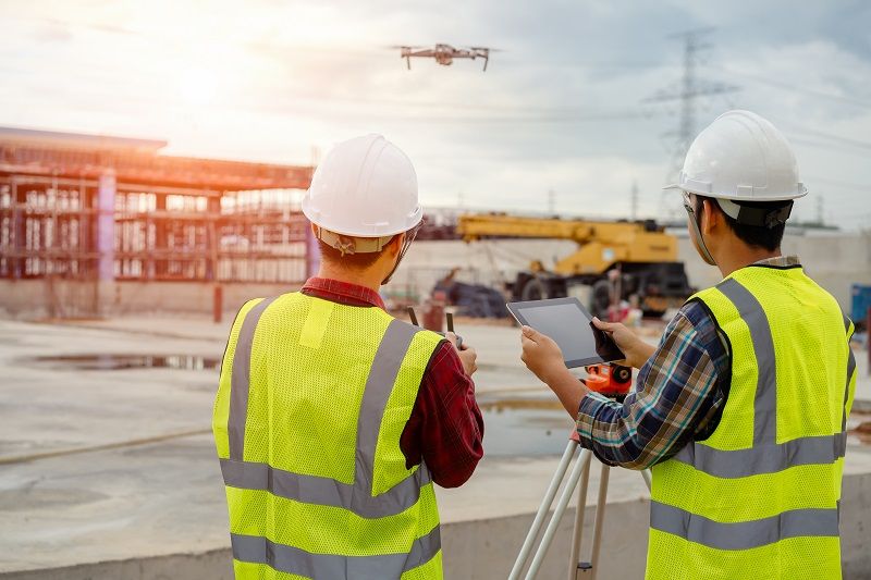Drone-operated-by-construction-worker-cm